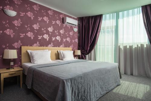 Katil atau katil-katil dalam bilik di Hotel Primorsko Del Sol