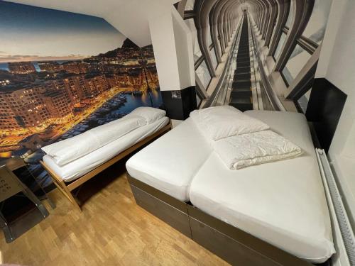 Boutique Hotel BS16 before Bern City Parking gratisにあるベッド