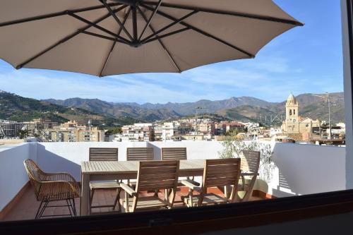Casa típica y terraza, maison andalouse, typical house with rooftop