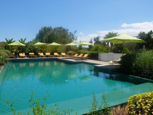 The swimming pool at or close to Les Cyprès