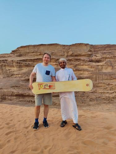 Tetamu yang menginap di Taj Wadi Rum camp