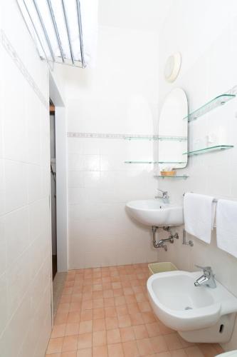 Koupelna v ubytování Hotel Sampaoli