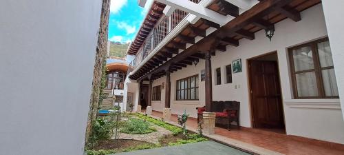 The Orchid Hotel – Photos 2