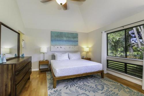 Ένα ή περισσότερα κρεβάτια σε δωμάτιο στο Hale Iolani home