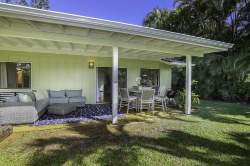 Κήπος έξω από το Hale Iolani home
