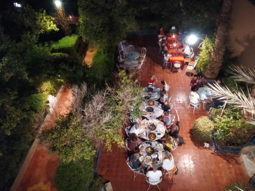 Εστιατόριο ή άλλο μέρος για φαγητό στο Chez Ali