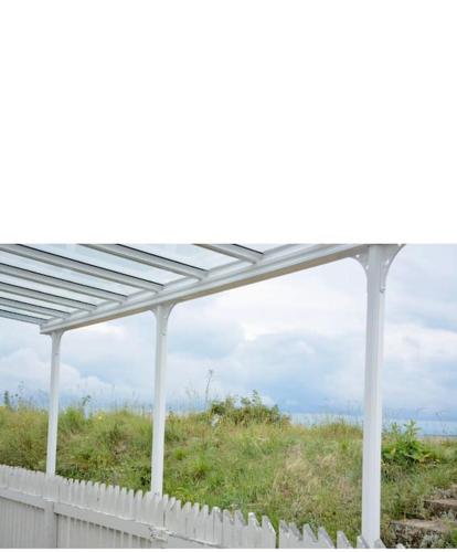 Gambar di galeri bagi A unique, off-grid Eco Friendly Beach House. di Wolferton