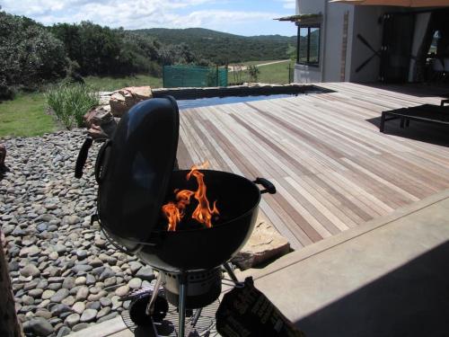 Equipo para parrilladas disponible en la villa