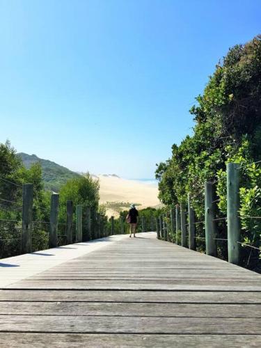 Un paisaje natural cerca de la villa