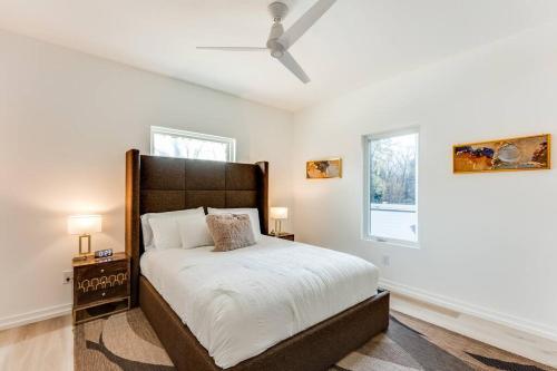 Ένα ή περισσότερα κρεβάτια σε δωμάτιο στο Modern Luxury In The City at Havilah Estates