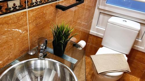 Blas de Otero, Vivienda Turística Reformada con Wifi