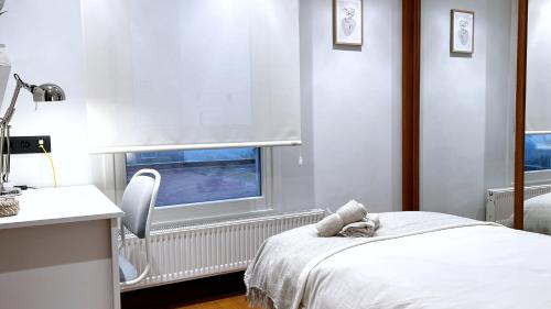 Blas de Otero, Vivienda Turística Reformada con Wifi