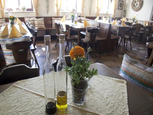 Restaurant ou autre lieu de restauration dans l'établissement Hotel Gasthof Alte Post - Restaurant offen