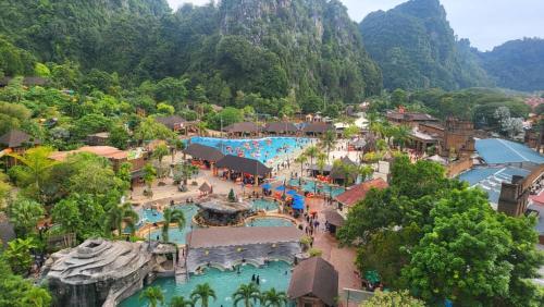 Gallery image of Sunway Onsen Hotspring 4 pax Suite 2003 Neighbour of Lost World of Tambun in Ipoh