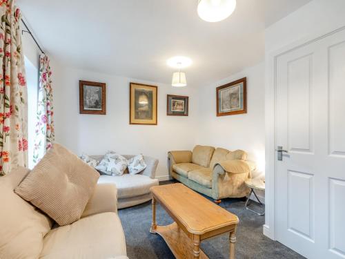 Lynton - UK41337 – Photos 2