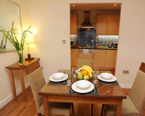 PREMIER SUITES Bristol Redcliffe photo 8