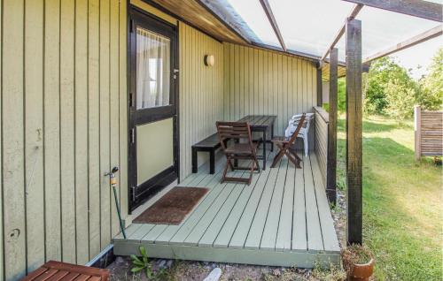 Κήπος έξω από το Cozy Home In Samsø With Wifi