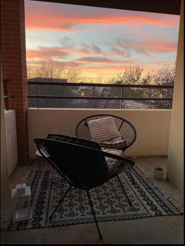 Balkón alebo terasa v ubytovaní Appartement lumineux, de 2 à 4 personnes avec piscine