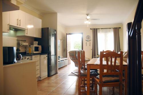 Townhouse El Sultan, 6 Sleeps, Wi-Fi & Tv package