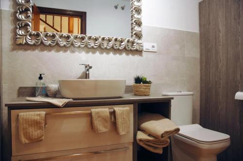 Townhouse El Sultan, 6 Sleeps, Wi-Fi & Tv package