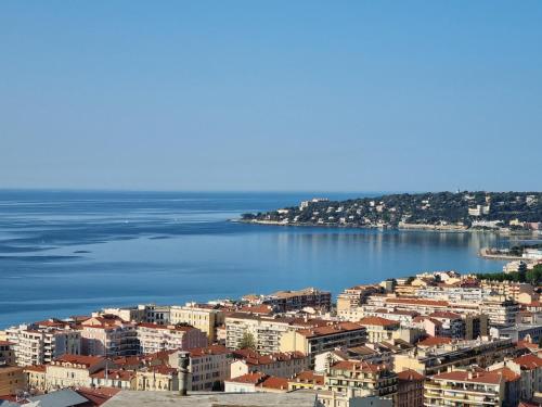 Zdjęcie z galerii obiektu Villas exceptionnelle , vue mer Menton w Mentonie