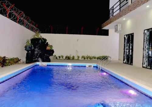 sembene tourisme ngaparou