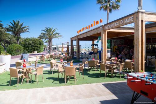 Gallery image of Hotel Quattro Palme in Tortoreto Lido