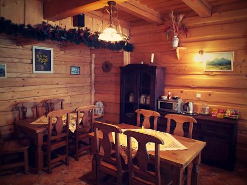A restaurant or other place to eat at Pension Adamjak