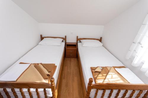 Gallery image of Apartments Crnekovic Jasna in Baška