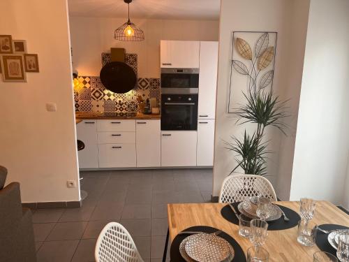 Snug & Cosy proche gare PartDieu, accès facile aéroport et Eurexpo