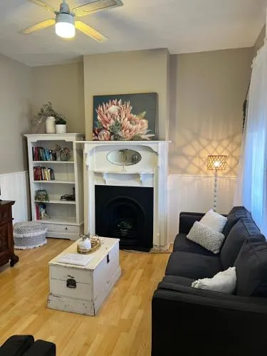 Unwind @ Protea Cottage Wallaroo picture