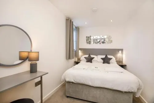 City Apartments - Reubens Court photo 4