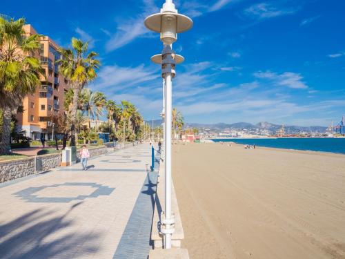 Cubo's Sea View Pacifico Street & Free Parking