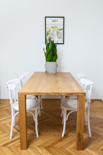 Altbauschatz am Alsergrund, Nähe Innere Stadt