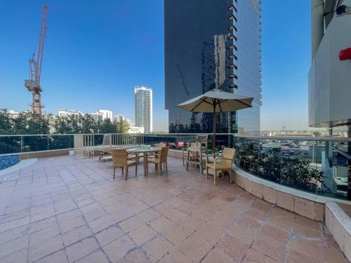 Fotografie z fotogalerie ubytování Hello! I can sleep 6 in Lakeshore Tower JLT v Dubaji