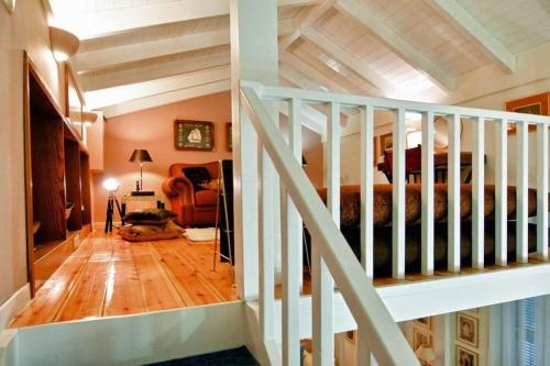 Acropolis Luxury House