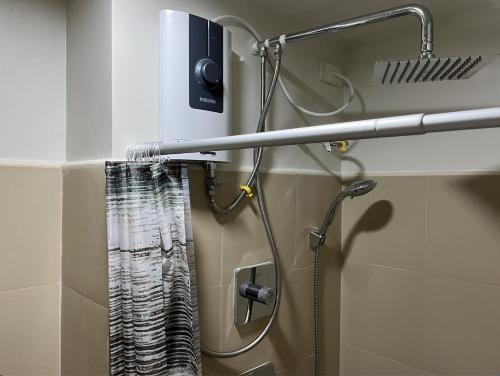 Bilik mandi di Shore 3 Residences, Tower 1 Mall of Asia Complex, Pasay City, Metro Mania