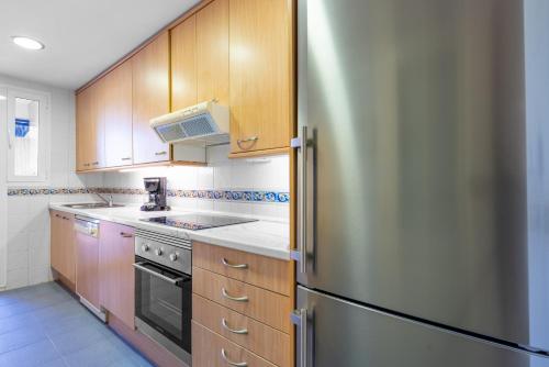 Bahia de Marbella - 3 bedroom beach apartment with sea view