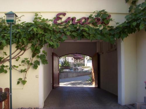 Gambar di galeri bagi Hotel & Restaurant Engel di Herbertingen