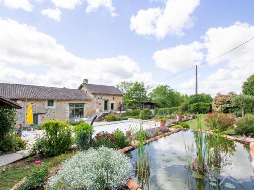 Gîte Veyrines-de-Vergt, 3 pièces, 4 personnes - FR-1-616-281
