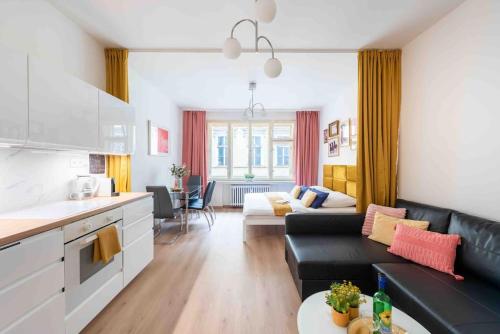 GOLDEN SUNNY APARTMENT / CENTRE / 4 PEOPLE