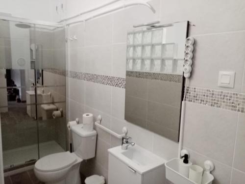 Koupelna v ubytování Casa tranquila , muy bien ubicada
