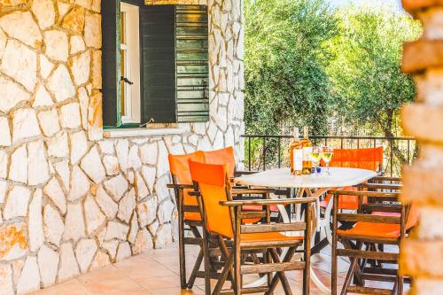 Fotografie z fotogalerie ubytování Villa Helona v destinaci Marathias