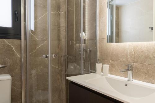 Voda Luxury Residence #302 - Acropolis View Rooftop