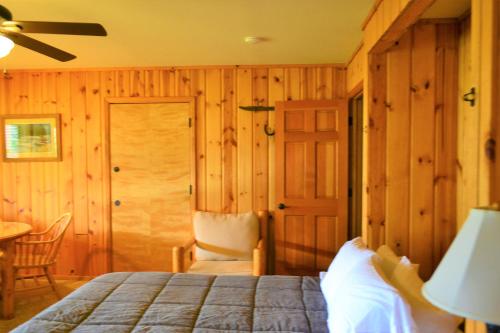 Gallery image of Twin Peaks Guest Ranch in Salmon