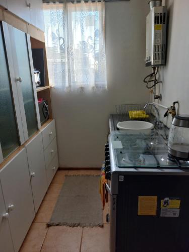 Kuchyň nebo kuchyňský kout v ubytování Casa a 5 minutos del balneario