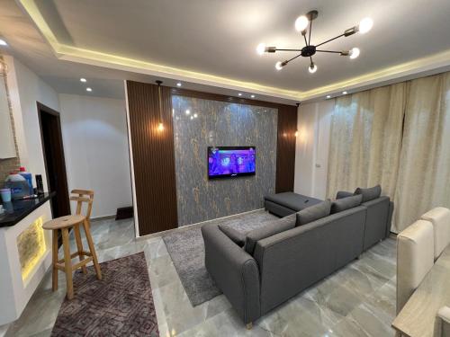 • spacious cozy apartment in Madinaty