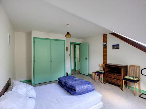 Katil atau katil-katil dalam bilik di Appartement Jullouville, 3 pièces, 4 personnes - FR-1-361-30