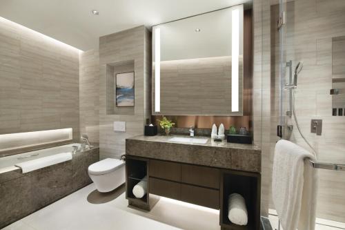 Koupelna v ubytování Oakwood Residence Foshan