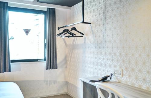 Foto dalla galleria di Rakuten STAY Kokura Station Standard Twin Room with counter table a Kitakyushu